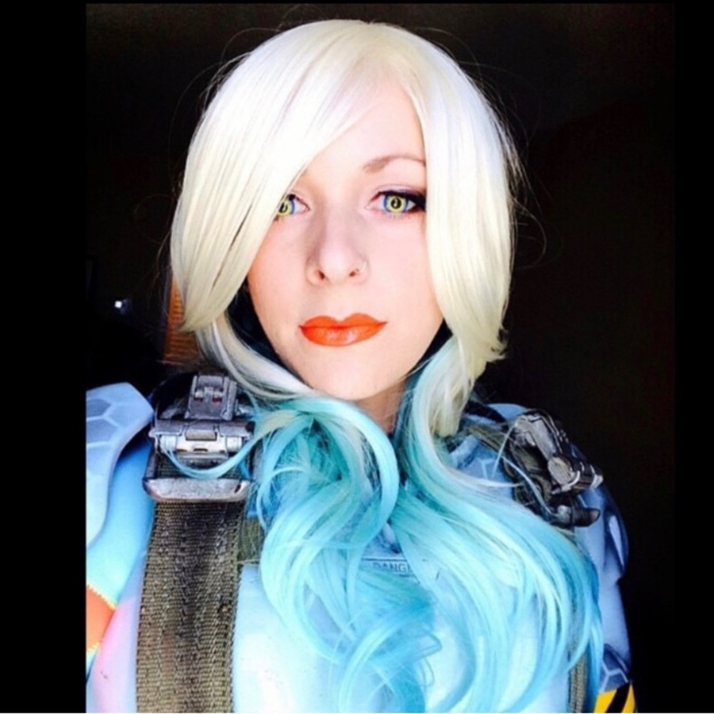 Blonde & Turquoise Ombré Wig Cosplay Costume - Picture 3 of 4